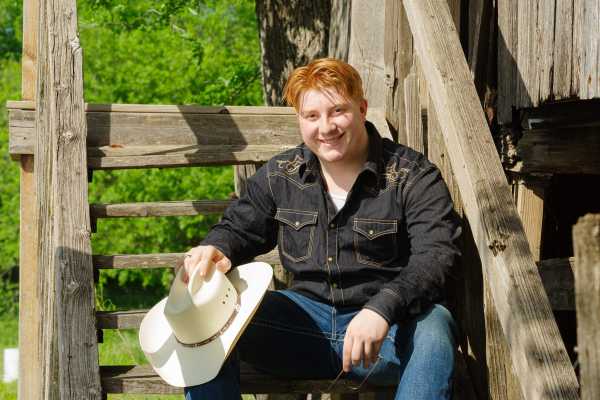 20210418-Dylan-Senior-2021-025