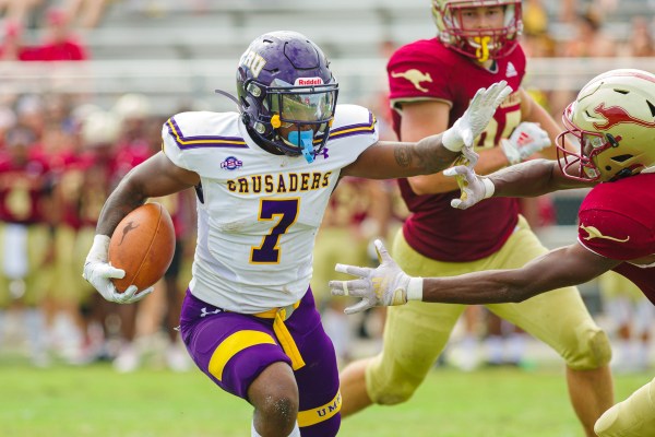 20211002-UMHB-Vfb-at-Austin-College102