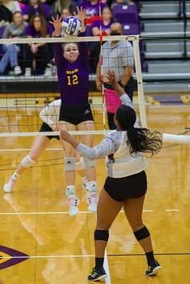 20211020-UMHB-Vvb-vs-McMurry-055