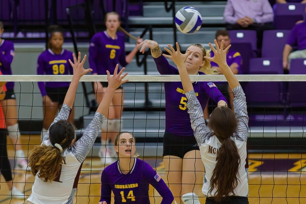20211020-UMHB-Vvb-vs-McMurry-078