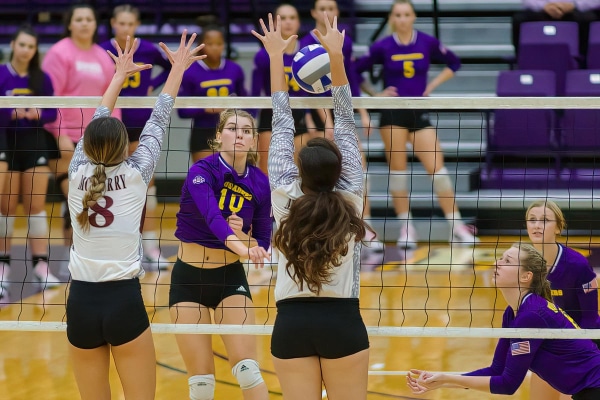 20211020-UMHB-Vvb-vs-McMurry-093