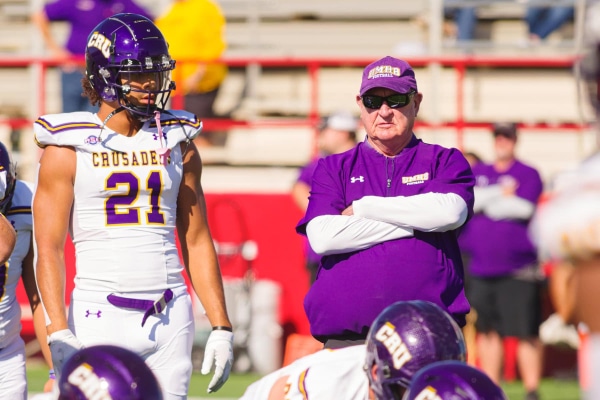 20211023-UMHB-Vfb-at-Sul-Ross-048