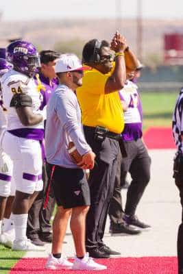 20211023-UMHB-Vfb-at-Sul-Ross-168