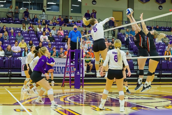 20211106-UMHB-Wvb-vs-UT-Dallas-046