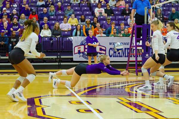 20211106-UMHB-Wvb-vs-UT-Dallas-054
