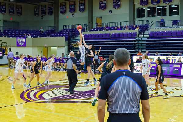 20211107-UMHB-Wbb-vs-Trinity-014