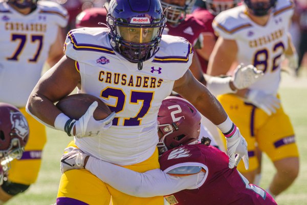 20211113-UMHB-Vfb-at-McMurry-095