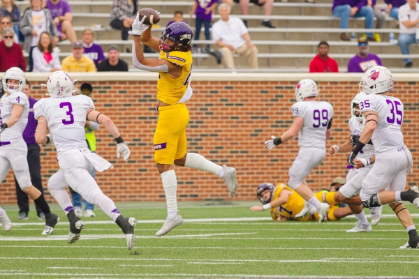 20211204-UMHB-Vfb-vs-Linfield-069
