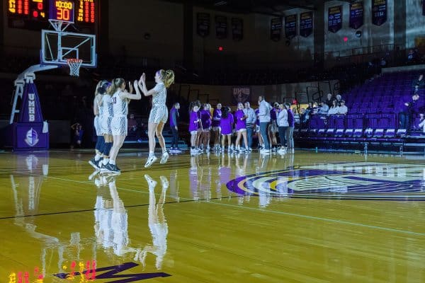 20220129-UMHB-g1-Wbb-vs-McMurry-010-1200LE