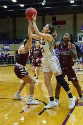 20220129-UMHB-g1-Wbb-vs-McMurry-024-1200LE