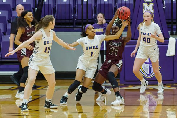 20220129-UMHB-g1-Wbb-vs-McMurry-031-1200LE