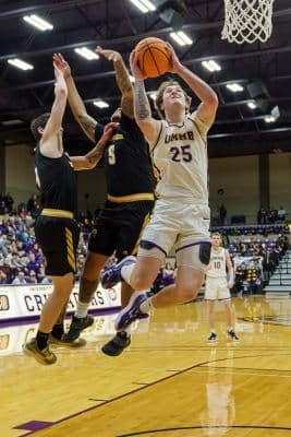 20220226-UMHB-Mbb-vs-LETU-017
