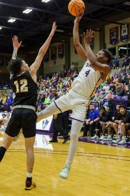 20220226-UMHB-Mbb-vs-LETU-027