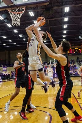 20220304-UMHB-Mbb-vs-Chapman-006