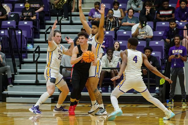 20220304-UMHB-Mbb-vs-Chapman-038