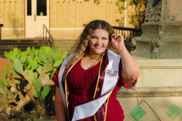20220510-Bayley-Graduation-029