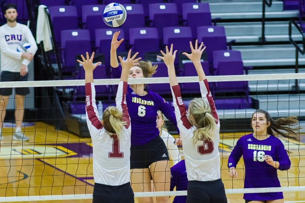 20220902-UMHB-vb-vs-Centenary023