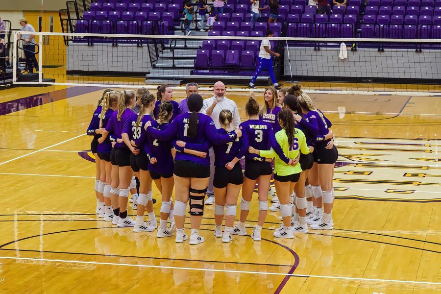 20220916-UMHB-vb-vs-LETU-115