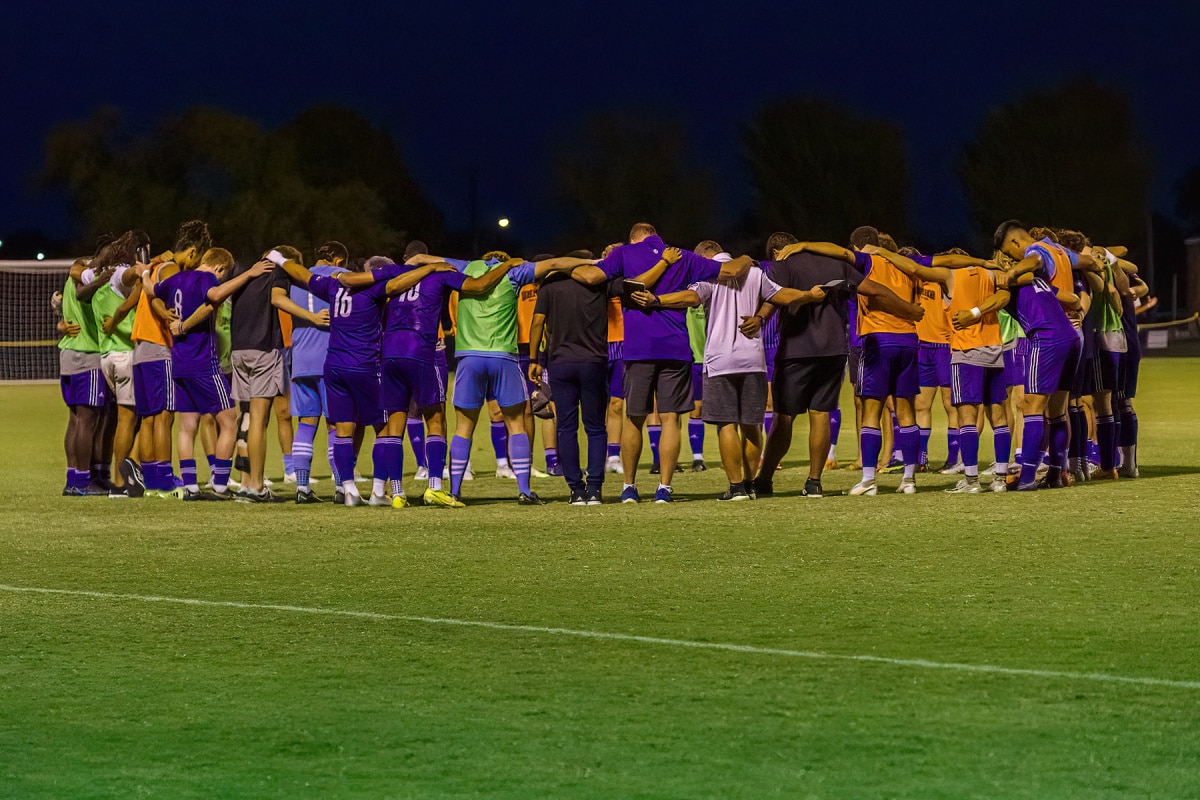 10/8/2022 UMHB Men's Soccer vs HPU Photography by Russell Marwitz