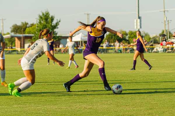 20221008-UMHB-wsoc-vs-HPU-011