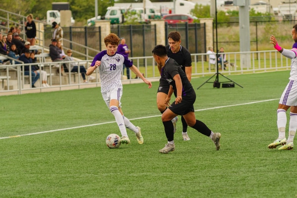 20221029-UMHB-msoc-at-Concordia-026