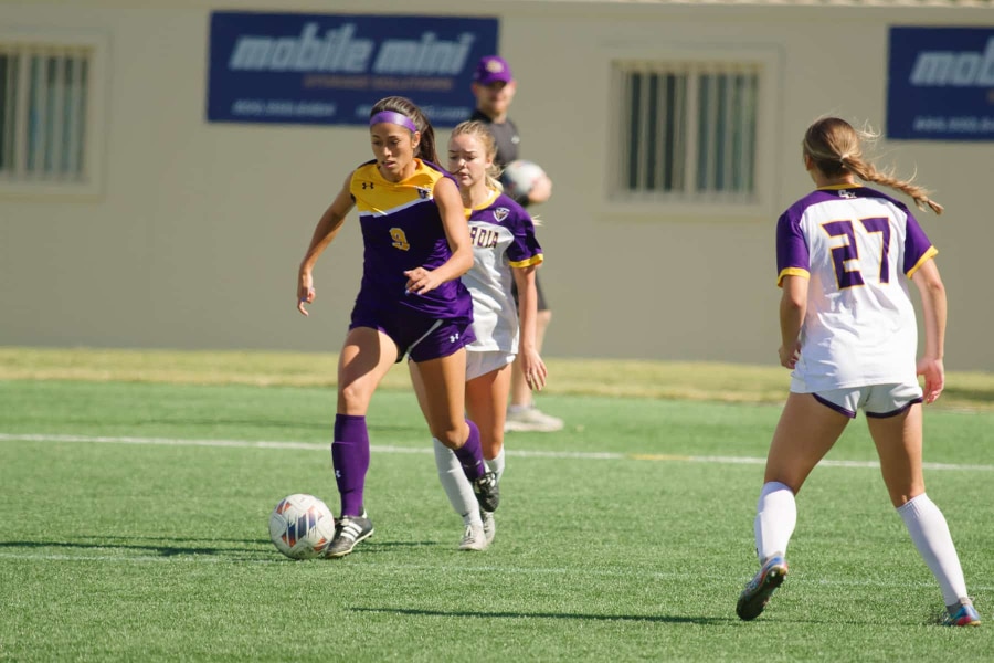 20221029-UMHB-wsoc-at-Concordia-007