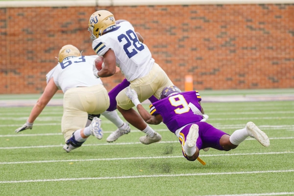 20221203-UMHB-fb-vs-Bethel-021