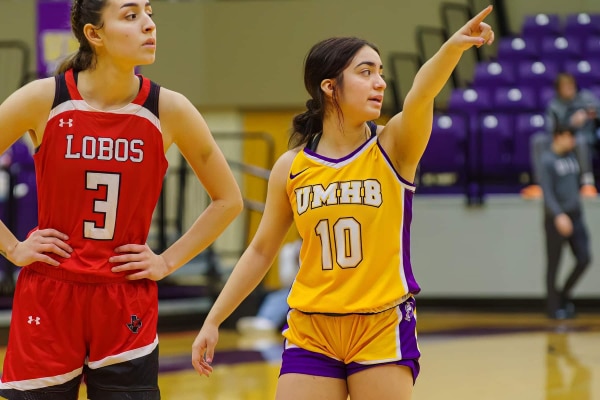 20221217-UMHB-g1-Wbb-vs-Sul-Ross-012-topaz
