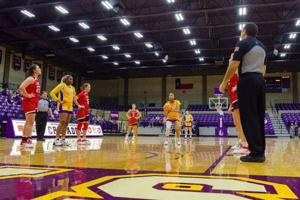20221217-UMHB-g1-Wbb-vs-Sul-Ross-038-topaz
