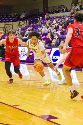 20221217-UMHB-g2-Mbb-vs-Sul-Ross-033-topaz
