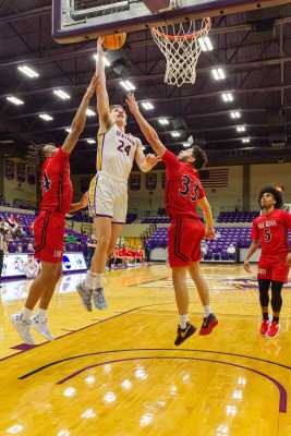 20221217-UMHB-g2-Mbb-vs-Sul-Ross-117-topaz