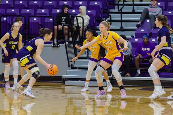 20230102-UMHB-wbb-vs-UC-Santa-Cruz-004