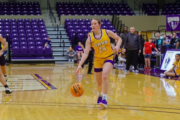 20230102-UMHB-wbb-vs-UC-Santa-Cruz-025