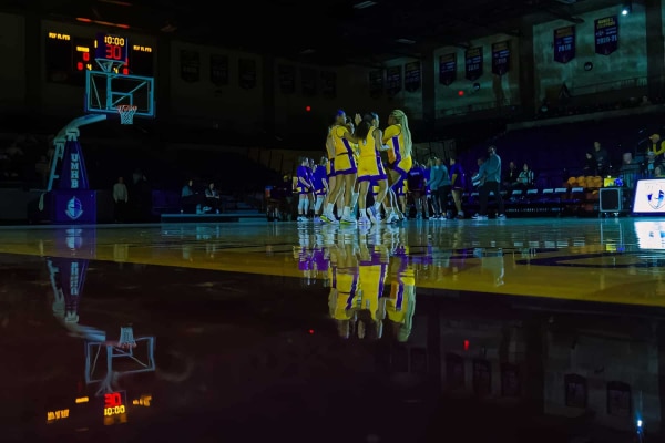 20230114-UMHB-wbb-vs-McMurry001