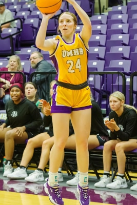20230114-UMHB-wbb-vs-McMurry015