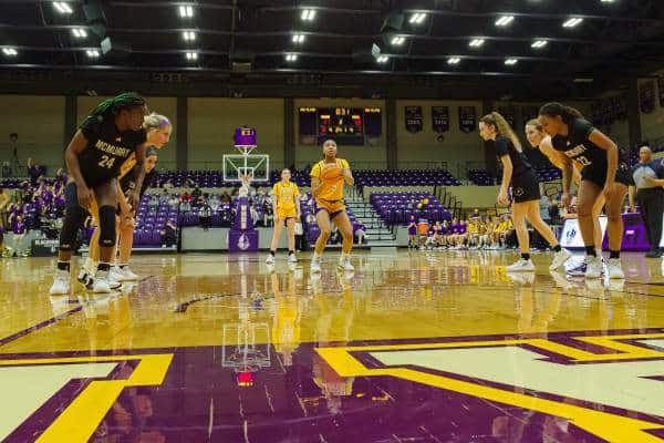 20230114-UMHB-wbb-vs-McMurry036