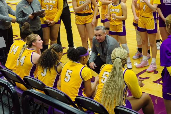 20230114-UMHB-wbb-vs-McMurry064