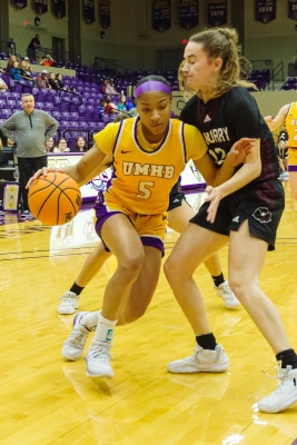 20230114-UMHB-wbb-vs-McMurry068