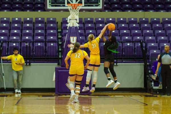 20230114-UMHB-wbb-vs-McMurry072