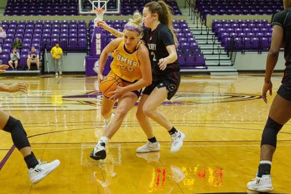20230114-UMHB-wbb-vs-McMurry078