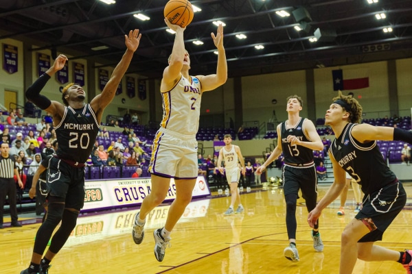 20230114-UMHB-Mbb-vs-McMurry004
