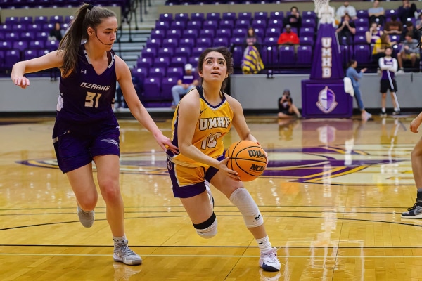 20230211-UMHB-g1-Wbb-vs-Ozarks-020