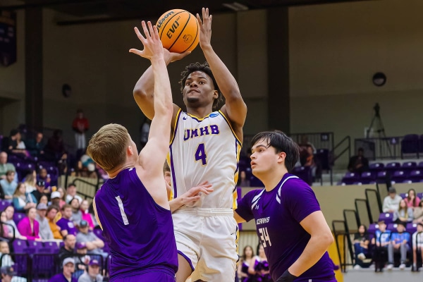 20230211-UMHB-g2-Mbb-vs-Ozarks-009