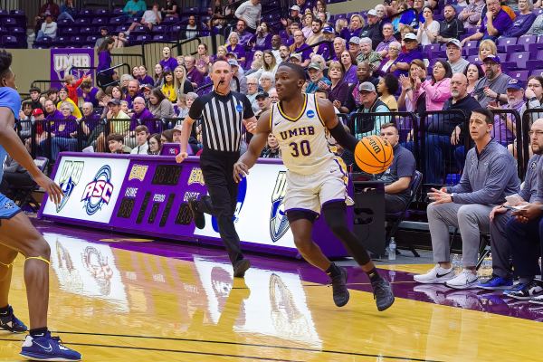 20230304-UMHB-Mbb-vs-ETBU-007