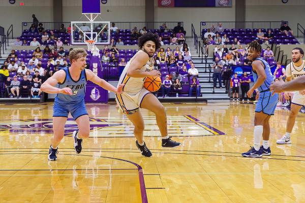 20230304-UMHB-Mbb-vs-ETBU-029