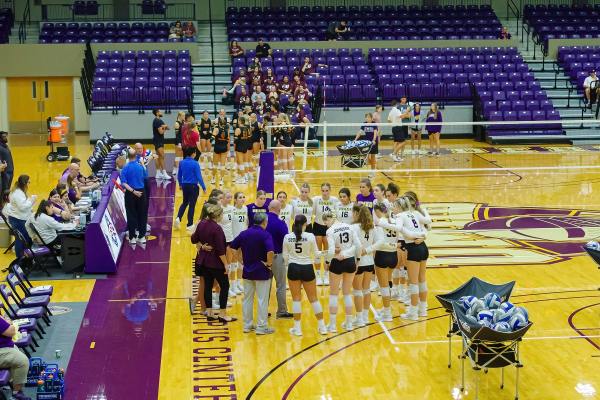 20230901-UMHB-vb-vs-Simpson-College-004