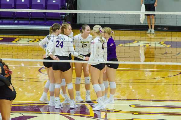 20230901-UMHB-vb-vs-Simpson-College-015