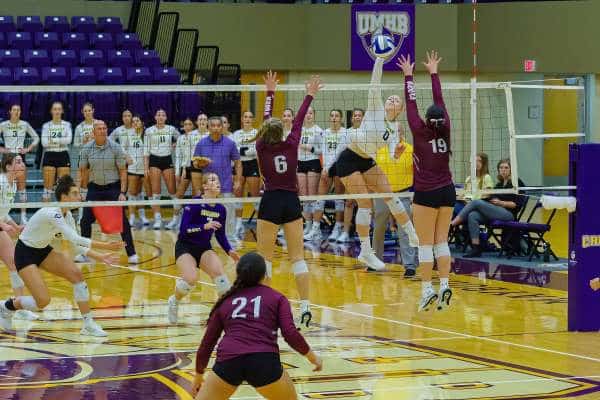 20230902-UMHB-vb-vs-Schreiner_University019