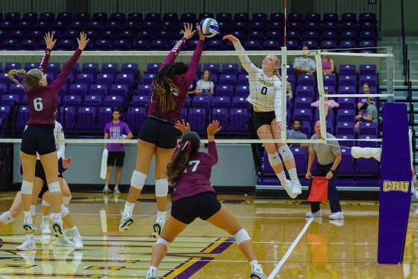 20230902-UMHB-vb-vs-Schreiner_University025