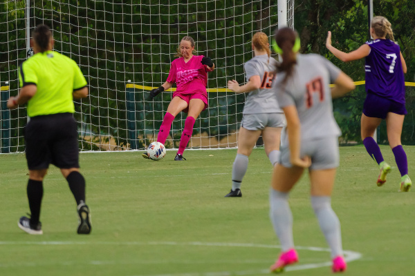 20230909-UMHB-wsoc-vs-Ohio-Northern-University-009
